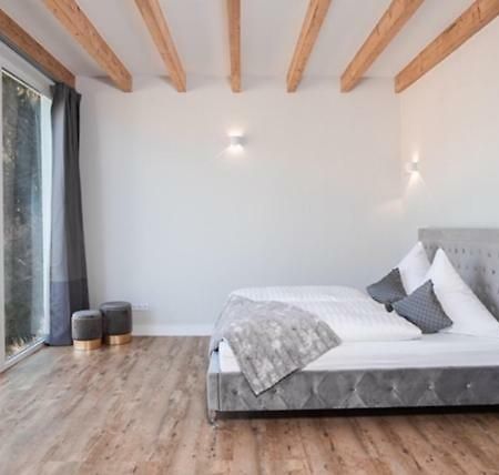 Ferienwohnung Otto-Dill-Halle Elmstein Exteriér fotografie